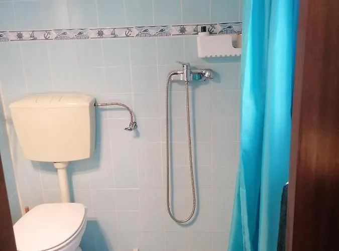 A Casinha Do Pescador נאזרה